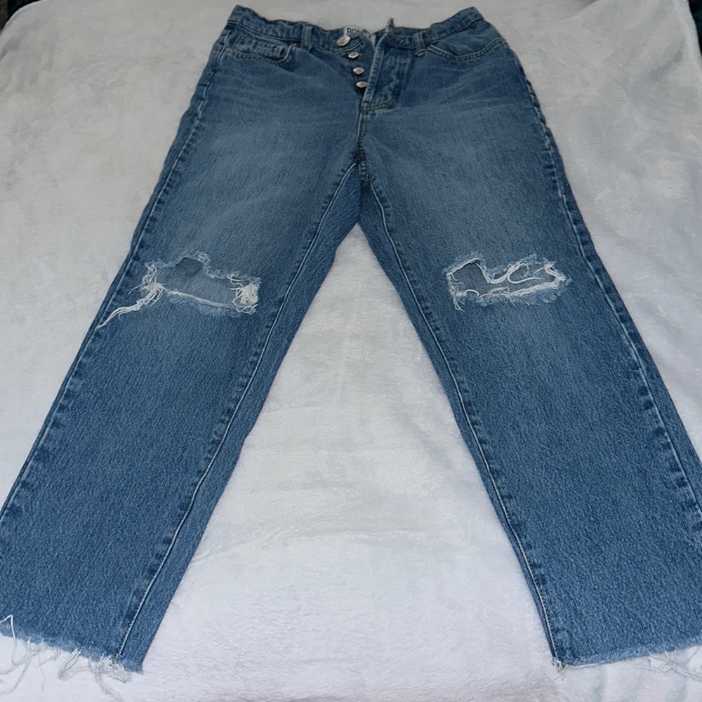 BDG slim straight size 28